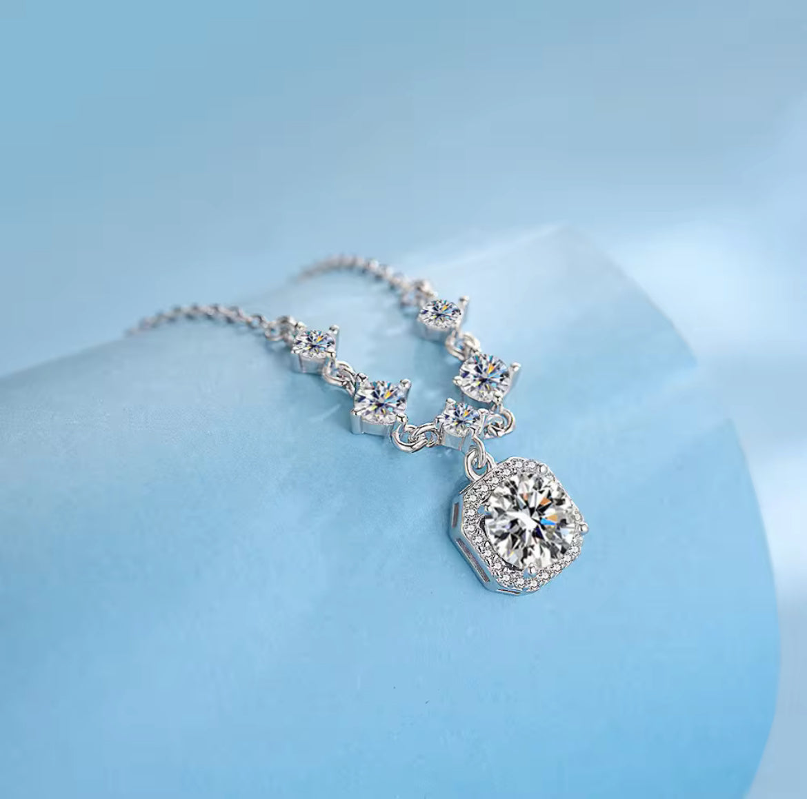 Lunar Atelier “Éclat” Square Moissanite Pendant Necklace